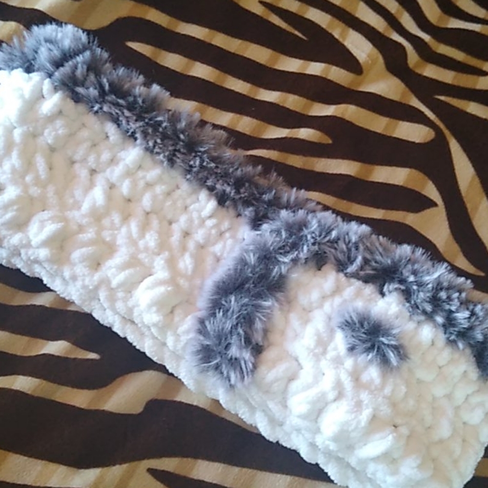 HANDMADE headband/ear warmer